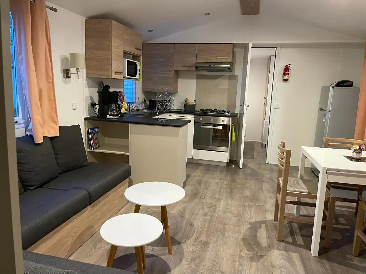 Mobil Home Domaine De Kerlann contacts